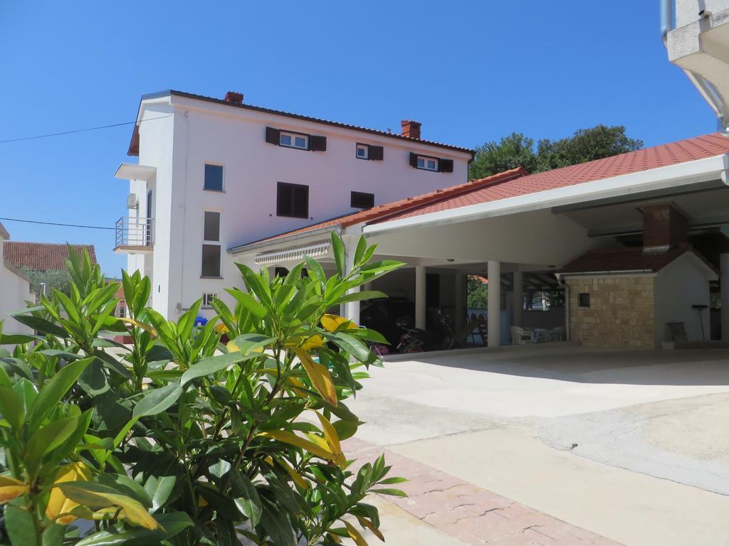 Apartments Gloria Biograd Na Moru Exterior photo