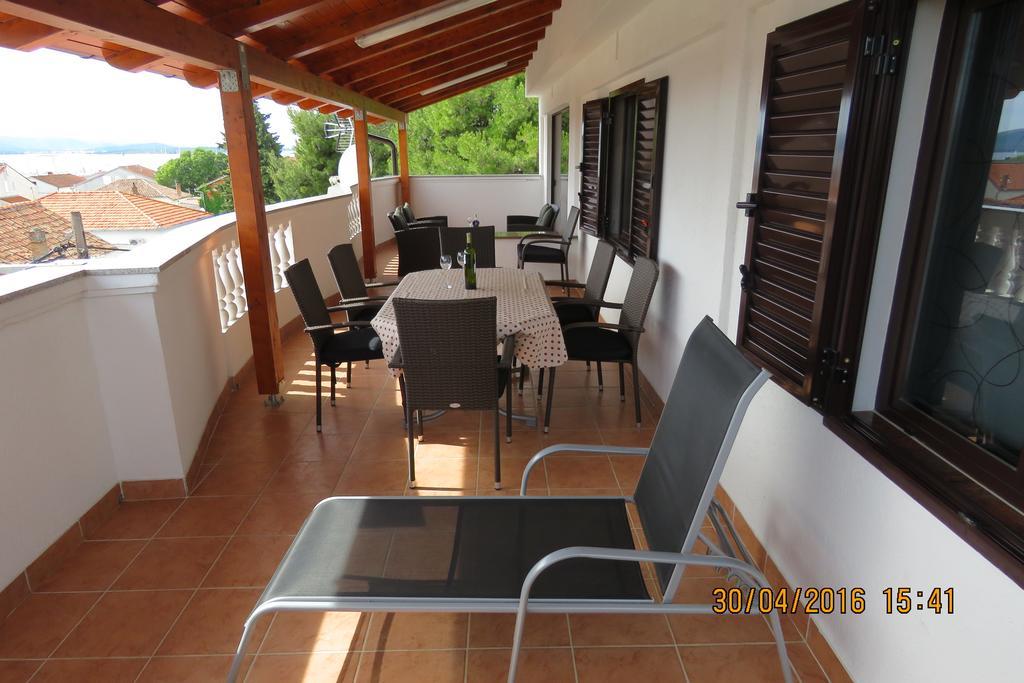 Apartments Gloria Biograd Na Moru Exterior photo